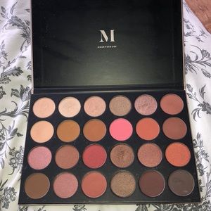 MORPHE 24G GRAND GLAM PALETTE